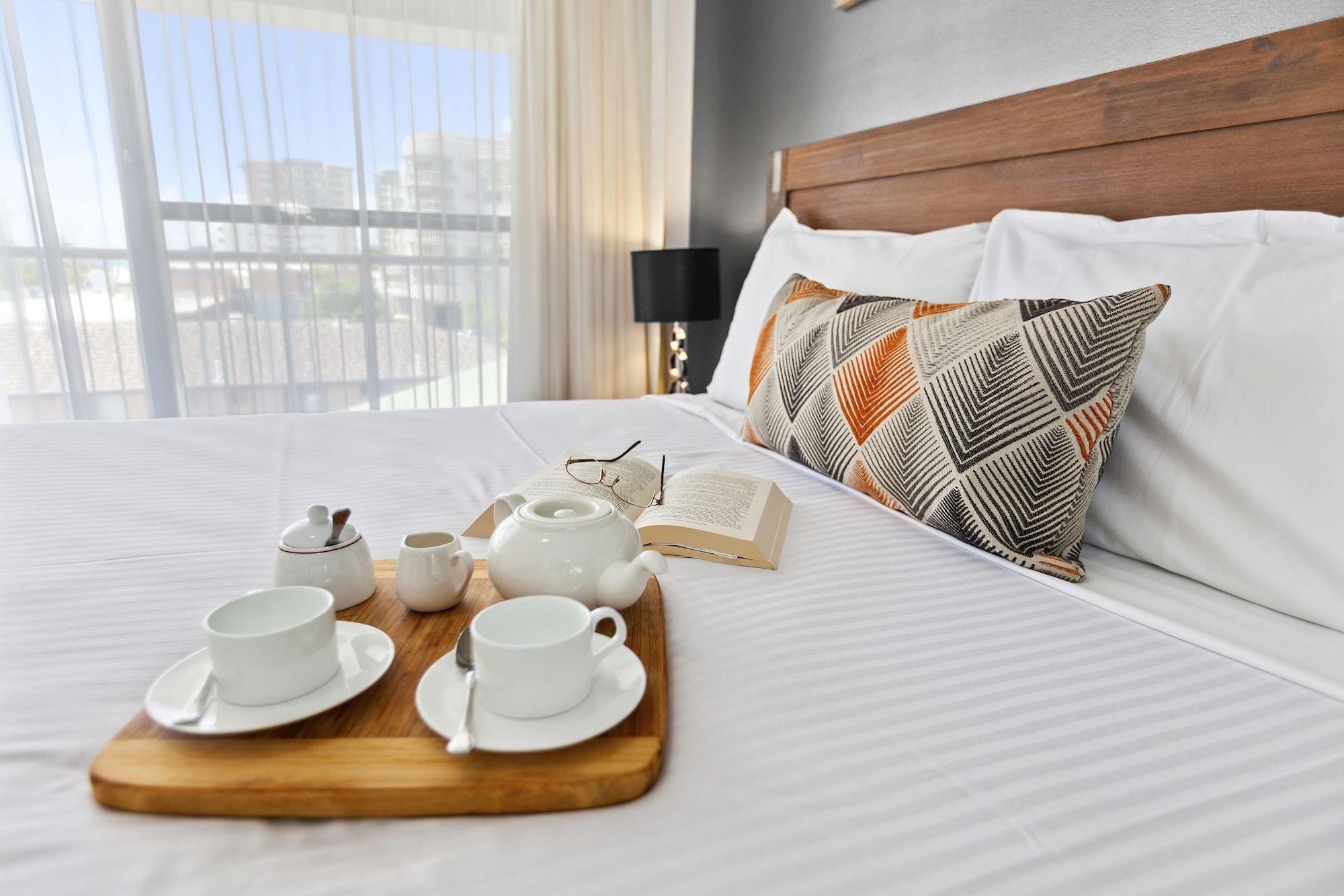 La Vida On Anzac Aparthotel เรดคลิฟฟ์ ภายนอก รูปภาพ